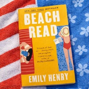 Beach Read by Emily Henry